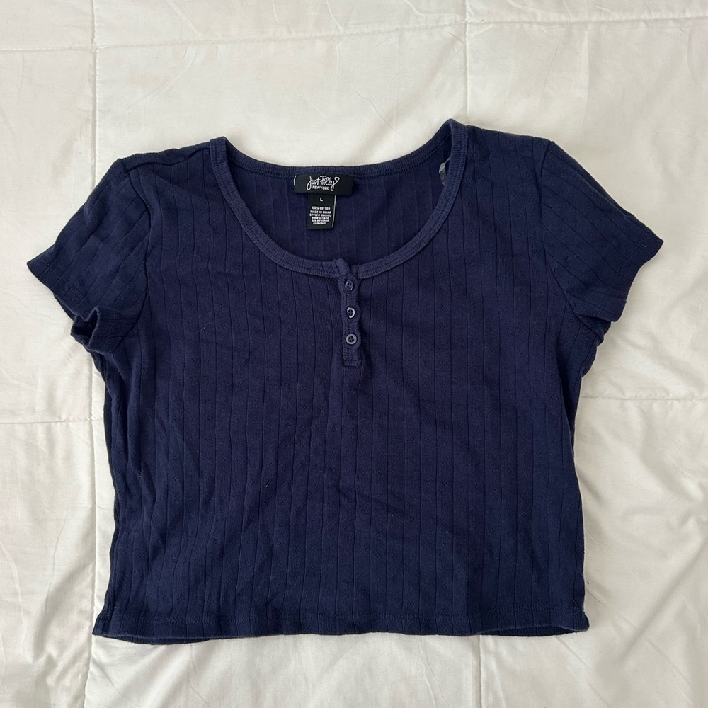 Cream and Navy Ribbed Button-Up Tops - Picture 2 of 8